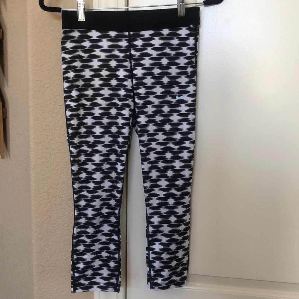 Nike Dry-fit crop tight